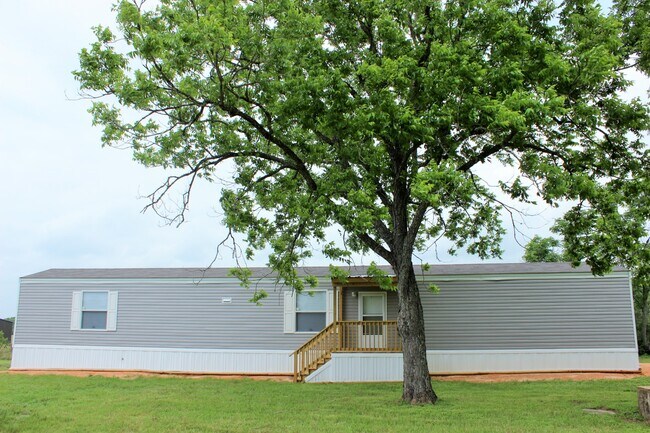 3539 TX-159 in Bellville, TX - Foto de edificio - Building Photo