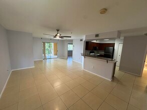 800 Scotia Dr in Hypoluxo, FL - Building Photo - Building Photo