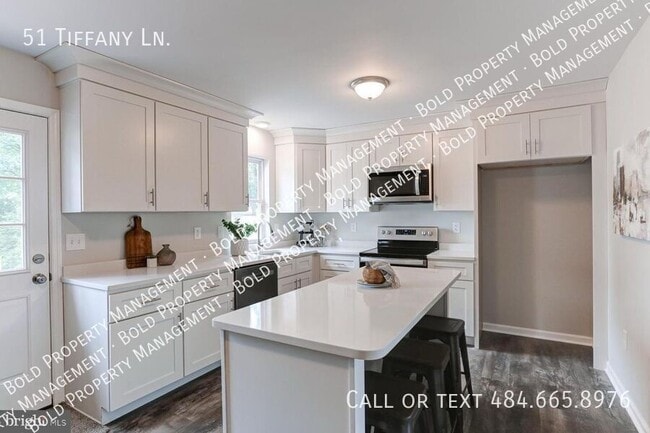 property at 51 Tiffany Ln