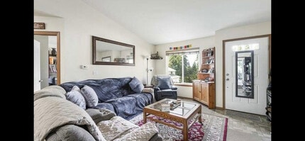 232 Poplar St in Port Orchard, WA - Foto de edificio - Building Photo