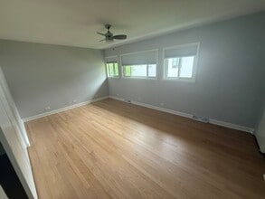 930 Green Bay Rd in Glencoe, IL - Building Photo - Building Photo