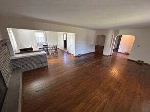 1001 Freedom Rd in Cranberry Township, PA - Building Photo - Building Photo