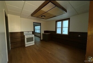 108 Schutrum St in Buffalo, NY - Building Photo - Building Photo