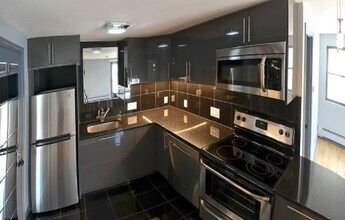 66 Spring St, Unit 62-2R in Cambridge, MA - Building Photo - Building Photo