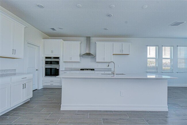 9438 Gladsome Dr in Land O Lakes, FL - Building Photo - Building Photo