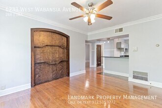 6233 W Wabansia Ave-Unit -2 in Chicago, IL - Building Photo - Building Photo