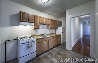 11 Barrows St in Boston, MA - Building Photo - Building Photo