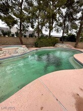 7664 Angel Crest Cir in Las Vegas, NV - Building Photo - Building Photo