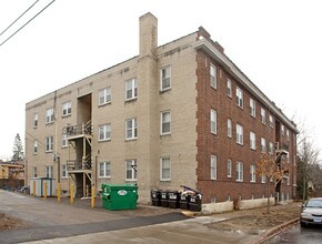 Portland Avenue Apartments in St. Paul, MN - Foto de edificio - Building Photo