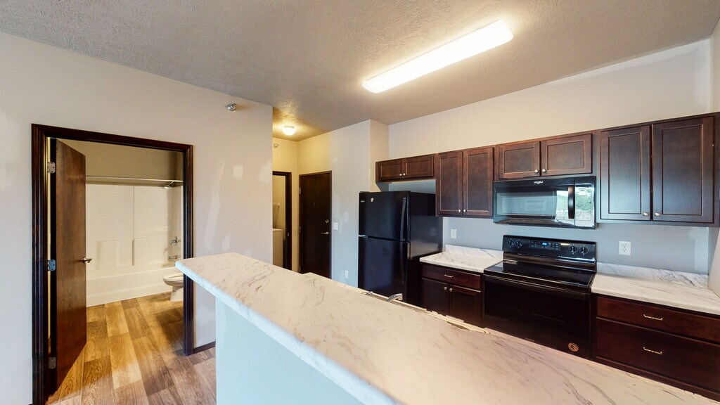 Windcrest Village Apartments & Townhomes Spencer, IA Apartments