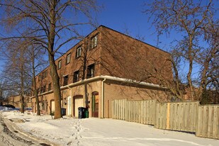 121-151 L'amoreaux Dr in Toronto, ON - Building Photo