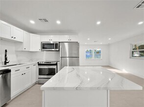 941 Kathy St in Daytona Beach, FL - Building Photo - Building Photo