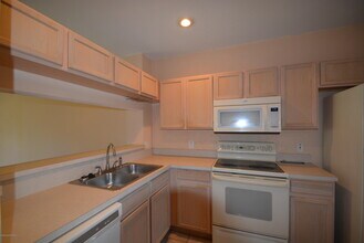 531 Steeplechase Ln in Melbourne, FL - Building Photo - Building Photo