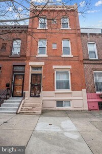 2932 W Girard Ave photo'