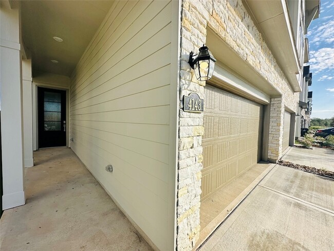 4143 Champlain Wy in Arcola, TX - Building Photo - Building Photo