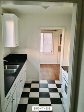 615 N Coronado St, Unit 615 in Los Angeles, CA - Foto de edificio - Building Photo