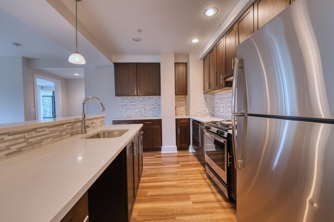 1040 John F. Kennedy Blvd in Bayonne, NJ - Building Photo - Building Photo