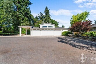 7417 SE Maple Ave in Vancouver, WA - Building Photo - Building Photo