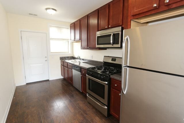 4731 W Cornelia Ave in Chicago, IL - Building Photo - Building Photo