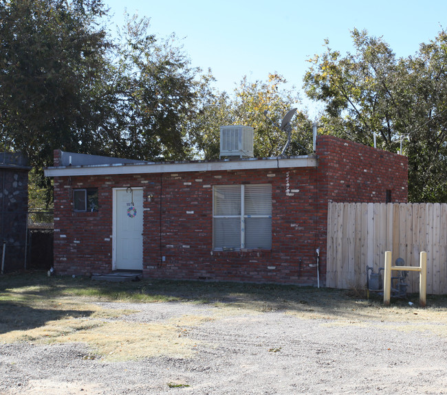 1001-1003 La Union St in El Paso, TX - Building Photo - Building Photo