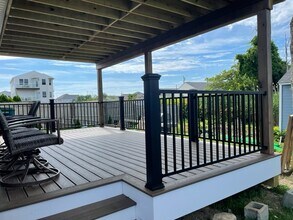 20 Gill St, Unit Unit B 1st Floor in Hampton, NH - Building Photo - Building Photo