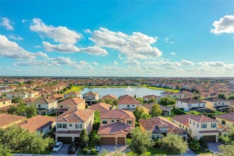 10460 Henbury St in Orlando, FL - Foto de edificio - Building Photo