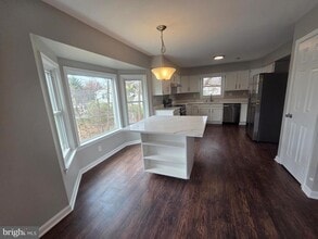 2220 Cedar Mill Ct in Vienna, VA - Building Photo - Building Photo