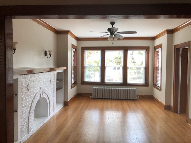 5422 W Dakin St in Chicago, IL - Building Photo