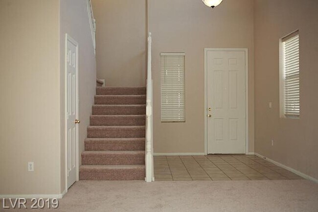 9107 Black Maple Ave in Las Vegas, NV - Building Photo - Building Photo