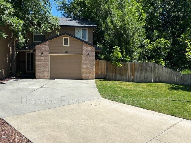 property at 1602 W Highland St