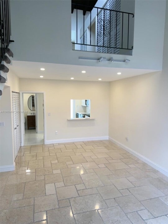 9280 Biscayne Blvd in Miami Shores, FL - Building Photo