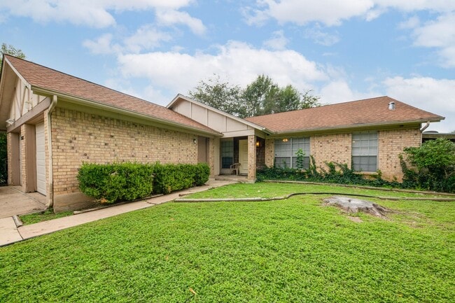 2605 Brickford Cove in Austin, TX - Building Photo - Building Photo