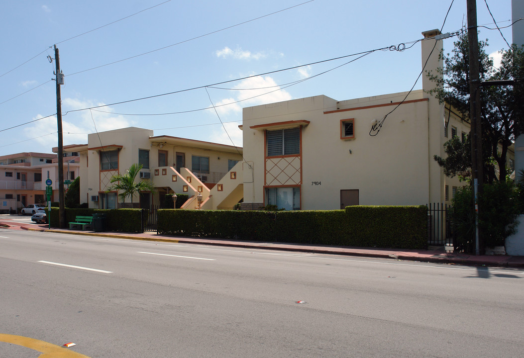 Harding Gardens Apartments in Miami Beach, FL - Building Photo