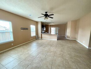 10803 Woodwind Shadows Dr in Cypress, TX - Building Photo - Building Photo