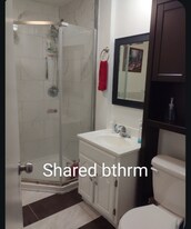 30429 3rd Ave S in Federal Way, WA - Building Photo