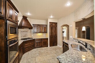 7407 Jacksonhole Dr in Amarillo, TX - Building Photo - Building Photo