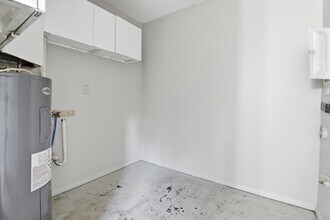 3939 Esquire Pl in Indianapolis, IN - Building Photo - Building Photo