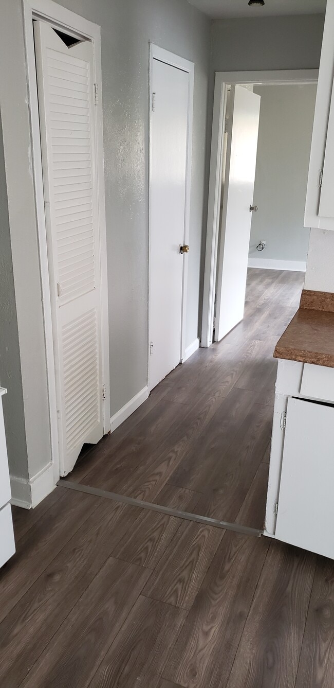 2818 S Grove St, Unit 2818 in Fort Worth, TX - Building Photo - Building Photo