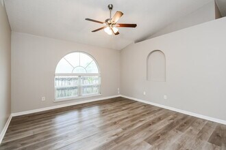 223 Bent Oak Loop in Davenport, FL - Building Photo - Building Photo