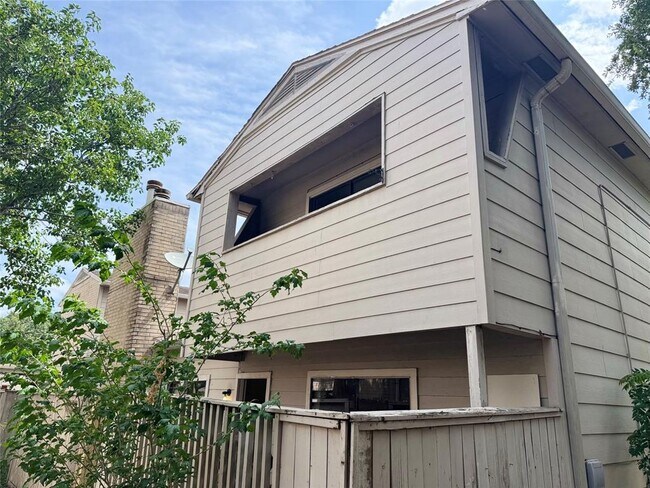 9515 Windswept Ln in Houston, TX - Building Photo - Building Photo