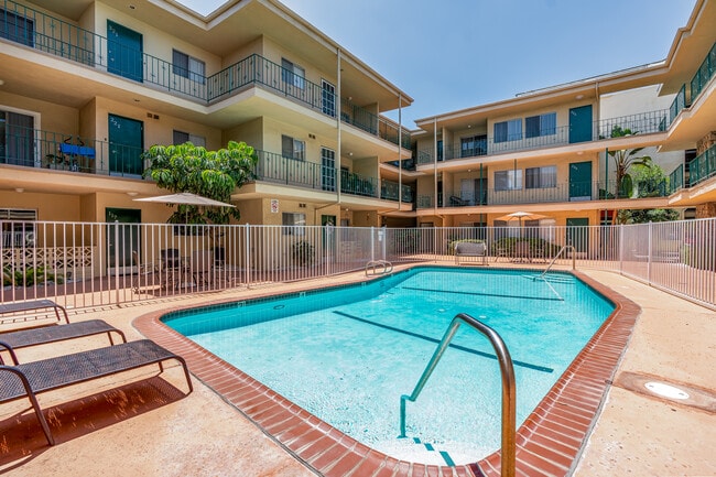 Encino Park West