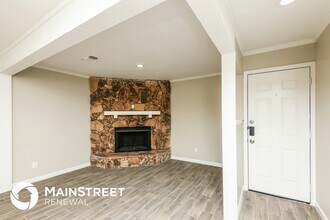 216 NE Craig St in Burleson, TX - Building Photo - Building Photo