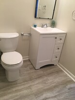 801 Lincoln St in Dickson City, PA - Building Photo