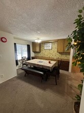 3184 Badger Rd in North Pole, AK - Building Photo - Building Photo