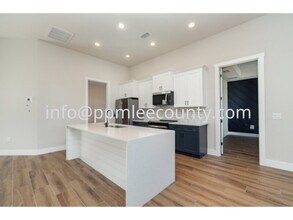 15619 Staunton Cir in Port Charlotte, FL - Building Photo - Building Photo