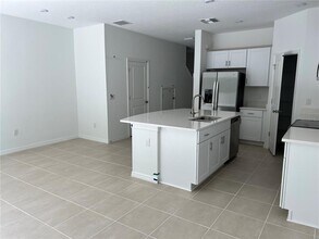 6413 Fairmont Ln in Palmetto, FL - Building Photo - Building Photo