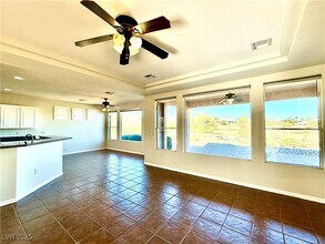 10276 Romantico Dr in Las Vegas, NV - Building Photo - Building Photo