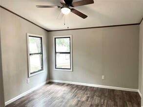 1806 FM 2123 in Paradise, TX - Building Photo - Building Photo