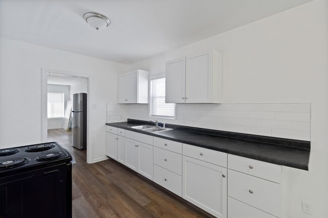 1350 W 32nd St in Indianapolis, IN - Building Photo - Building Photo