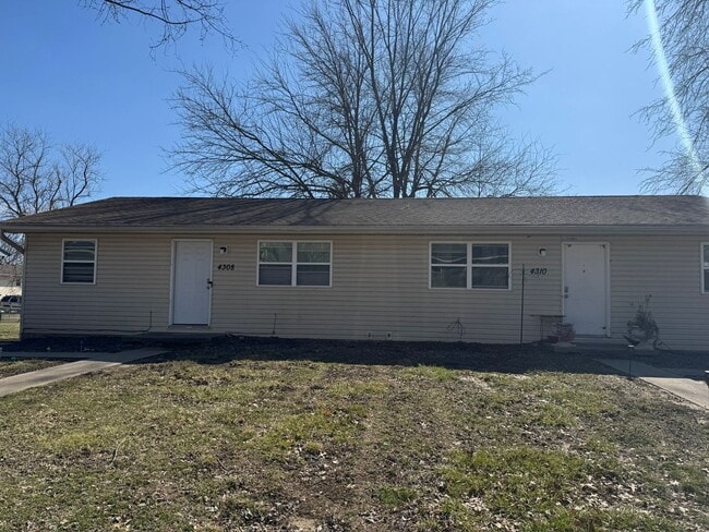 property at 4308 W Bethany Dr